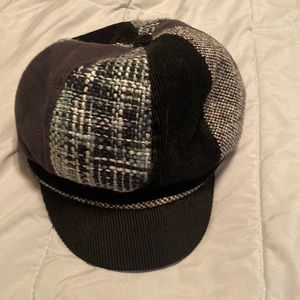 Cute hat! Plaid. Newspaper boy style
